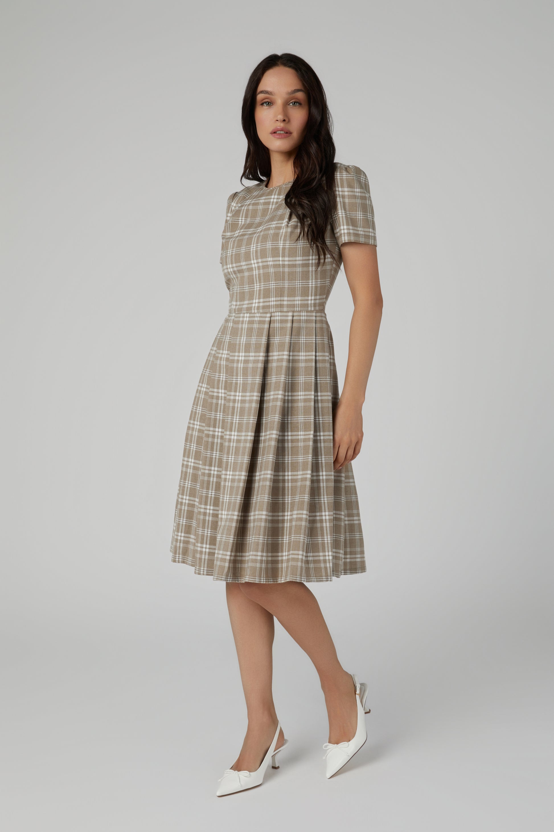 Brown Check Dress – Pleated Neckline Full Pleated Skirt