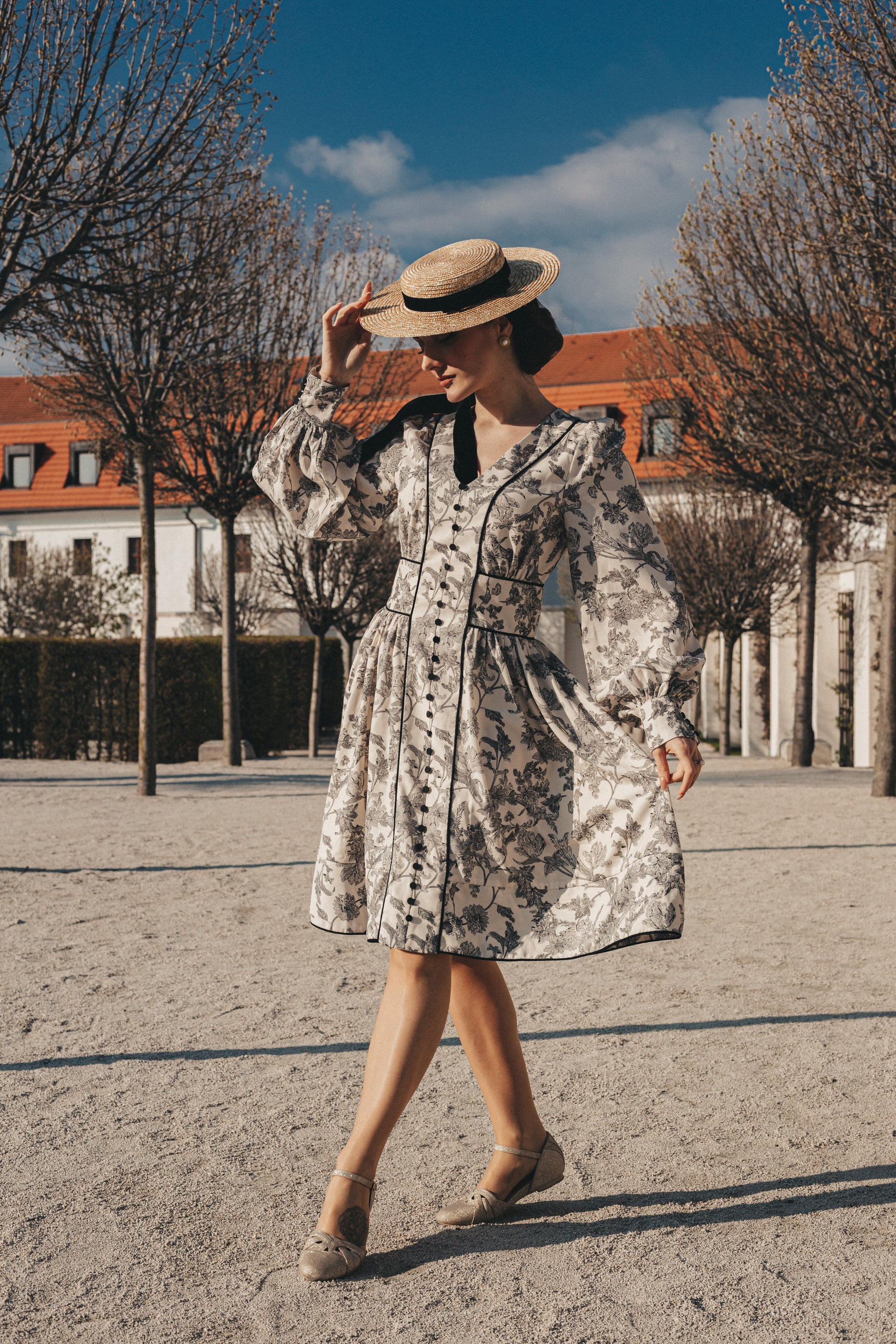 V-neck Printed Aline Dress With Long Puffed Sleeves and Covered Buttons snova vintage