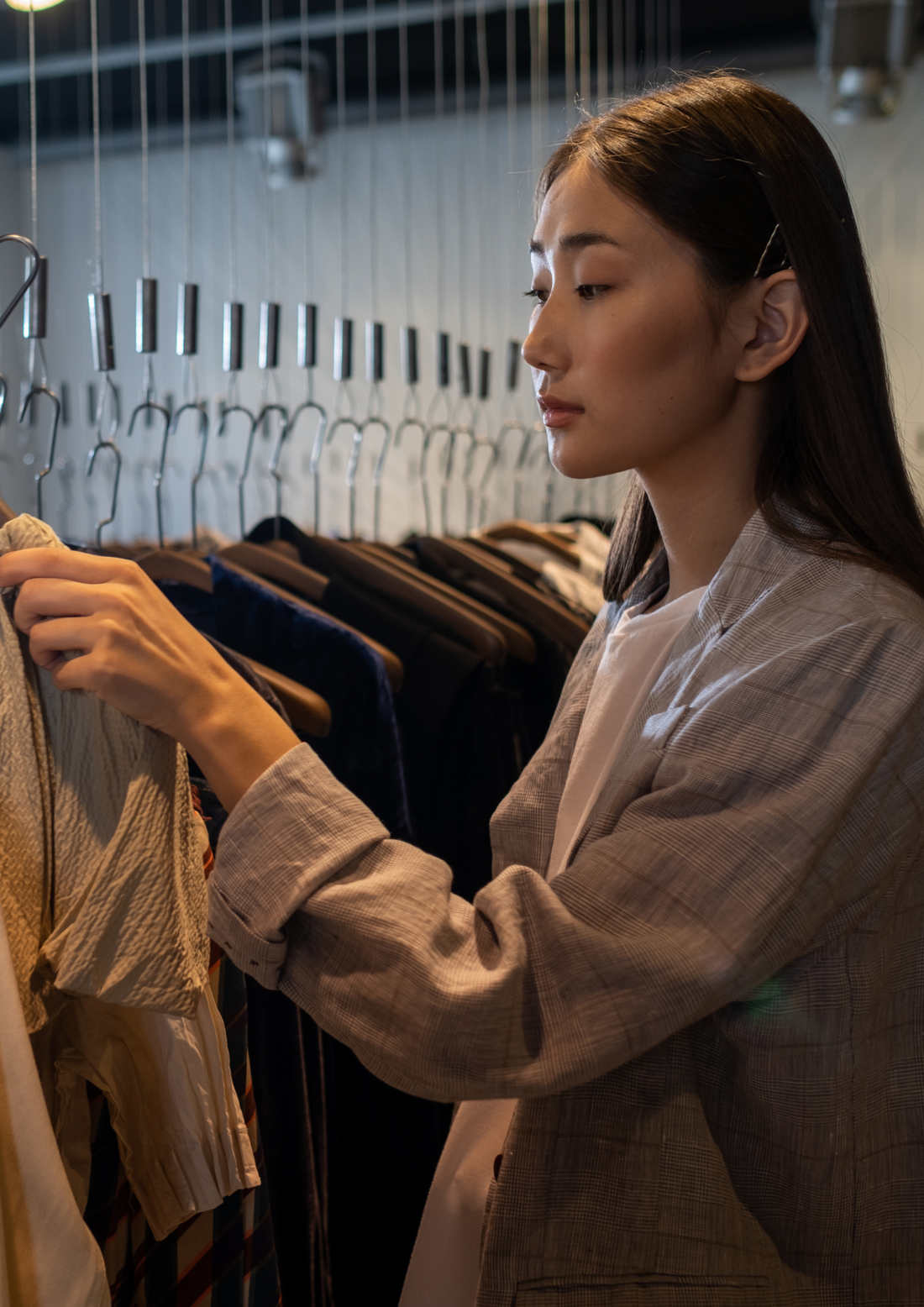 Building a Capsule Wardrobe: Key Pieces to Master This Spring