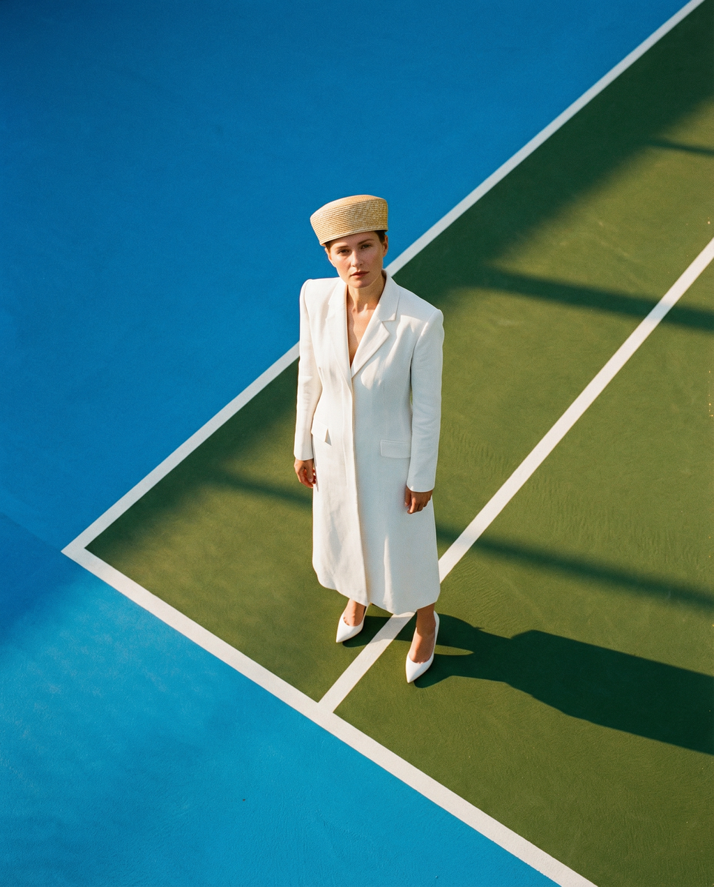 Straw Trapeze-Shaped Pillbox Hat