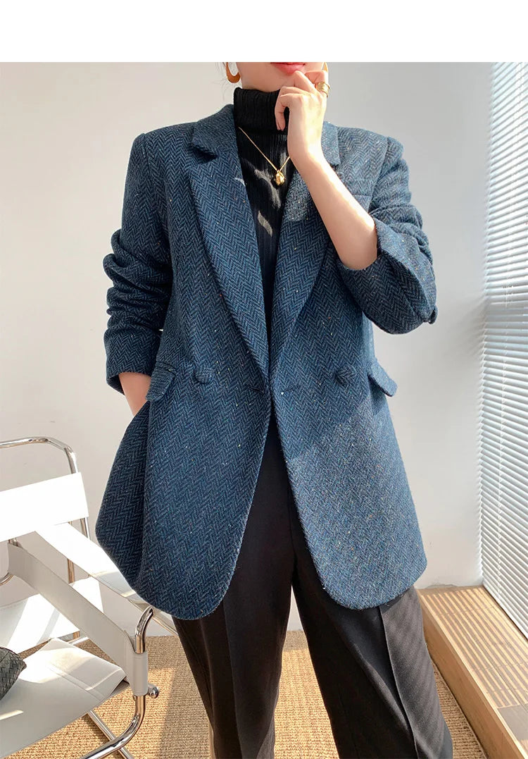 Navy Herringbone Long Blazer – Double Lapel Collar, Fabric-Covered Buttons, Loose Fit
