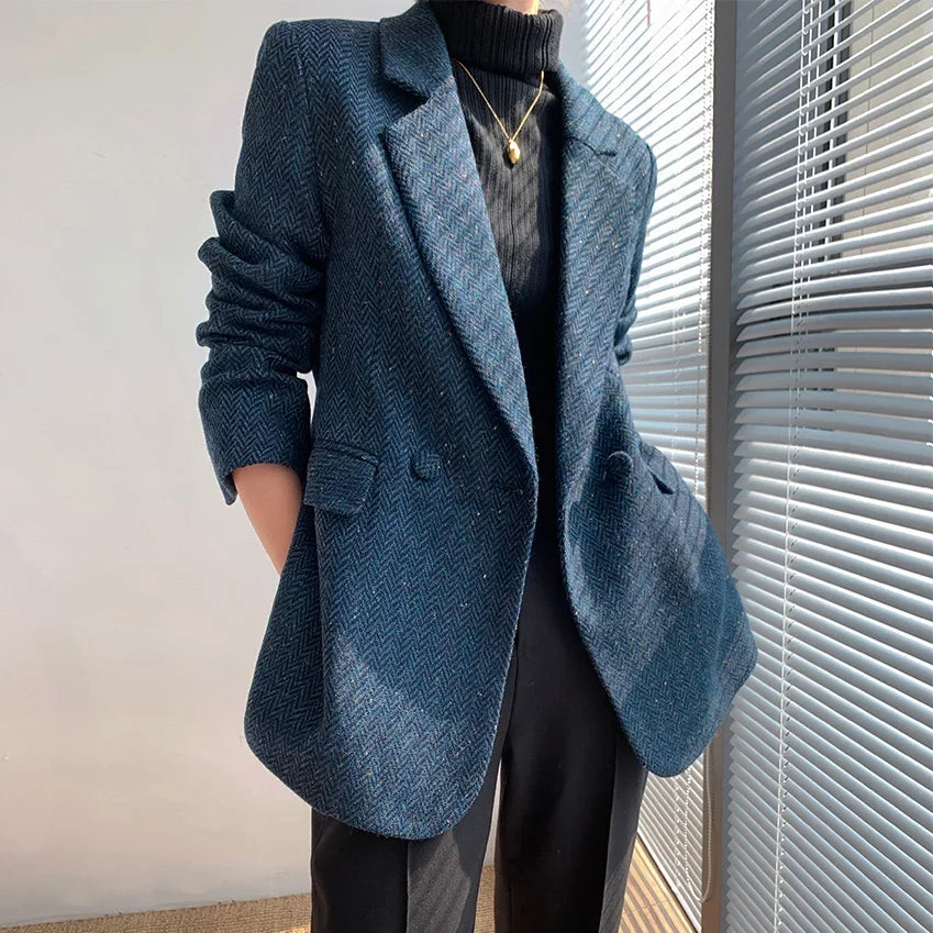 Navy Herringbone Long Blazer – Double Lapel Collar, Fabric-Covered Buttons, Loose Fit