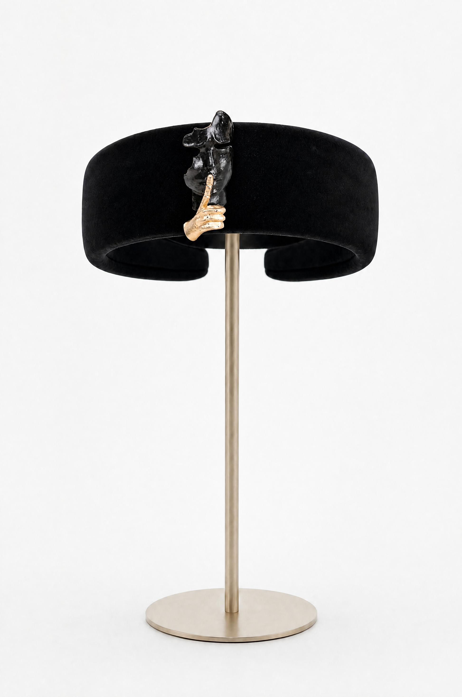 Midnight Whisper Velvet Headband – Sculptural Abstract Face Couture Headpiece