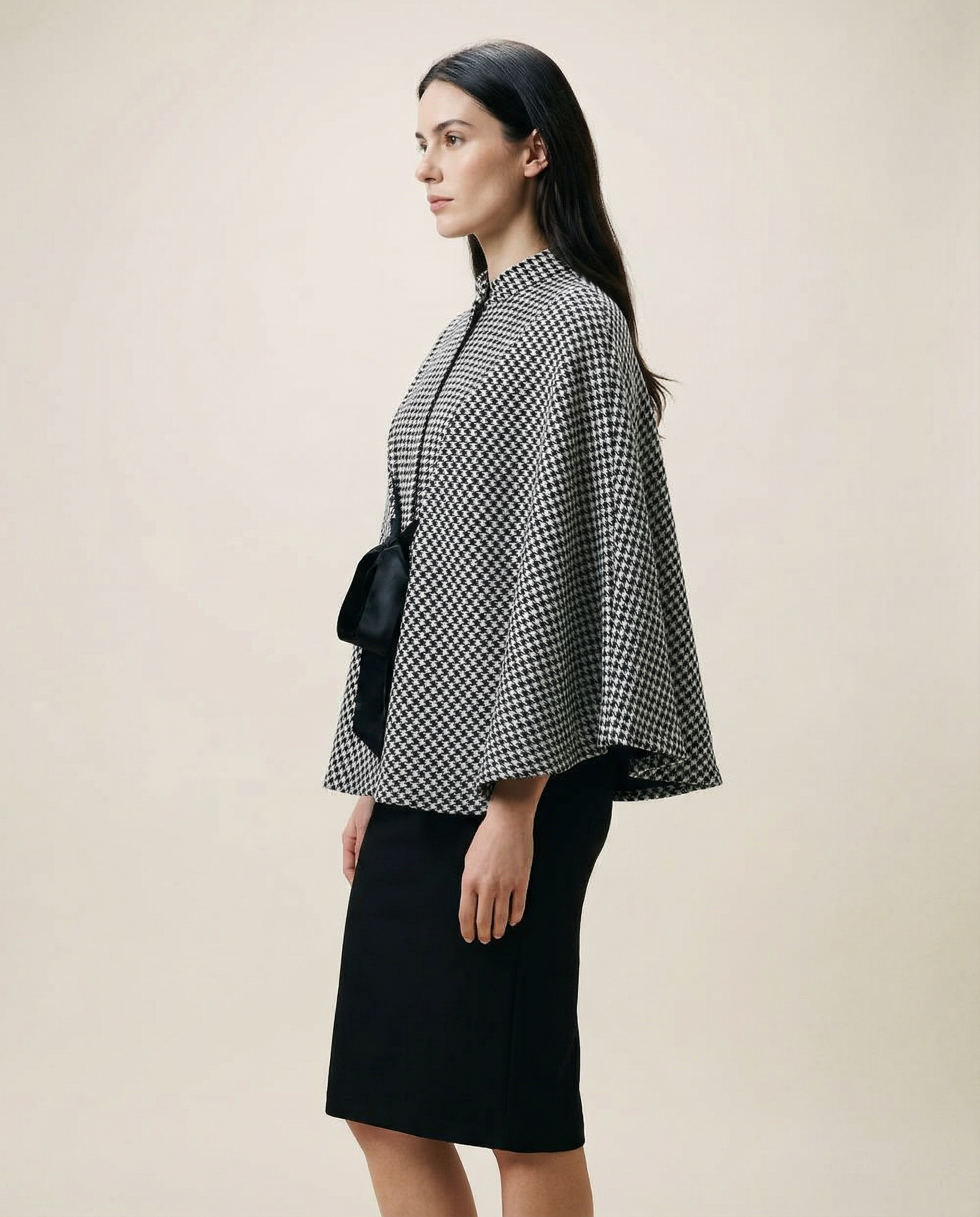 Houndtooth Cape Coat with Contrast Ties