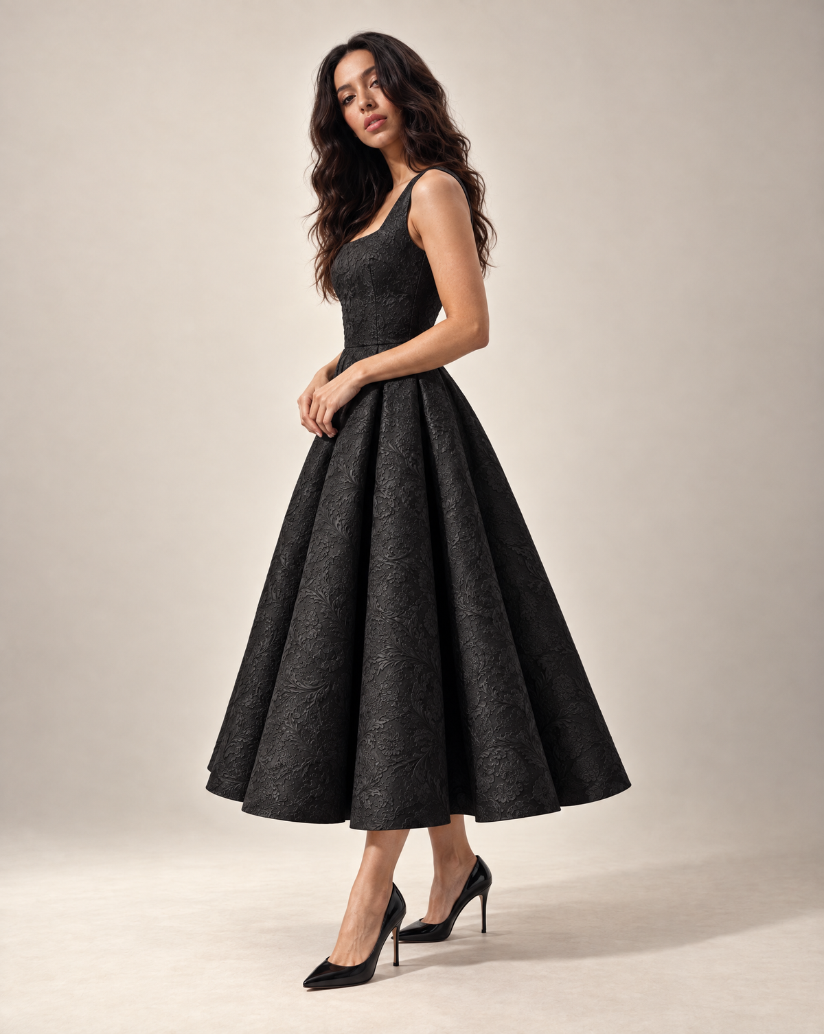 Sleeveless Black Skater Midi with Square Neckline - Floral brocade