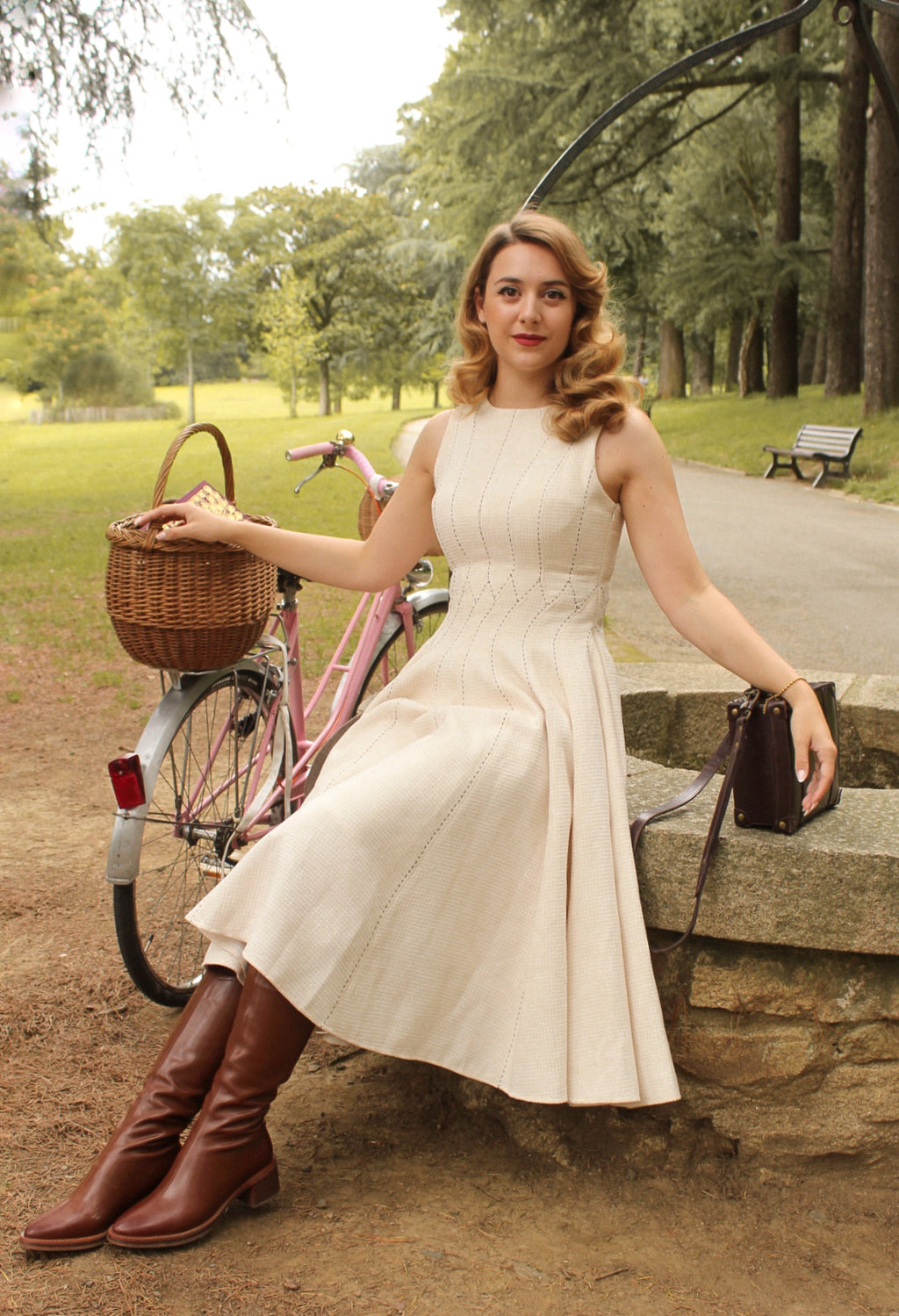 Beige Sleeveless Midi Dress – Minimalist Tailored Silhouette