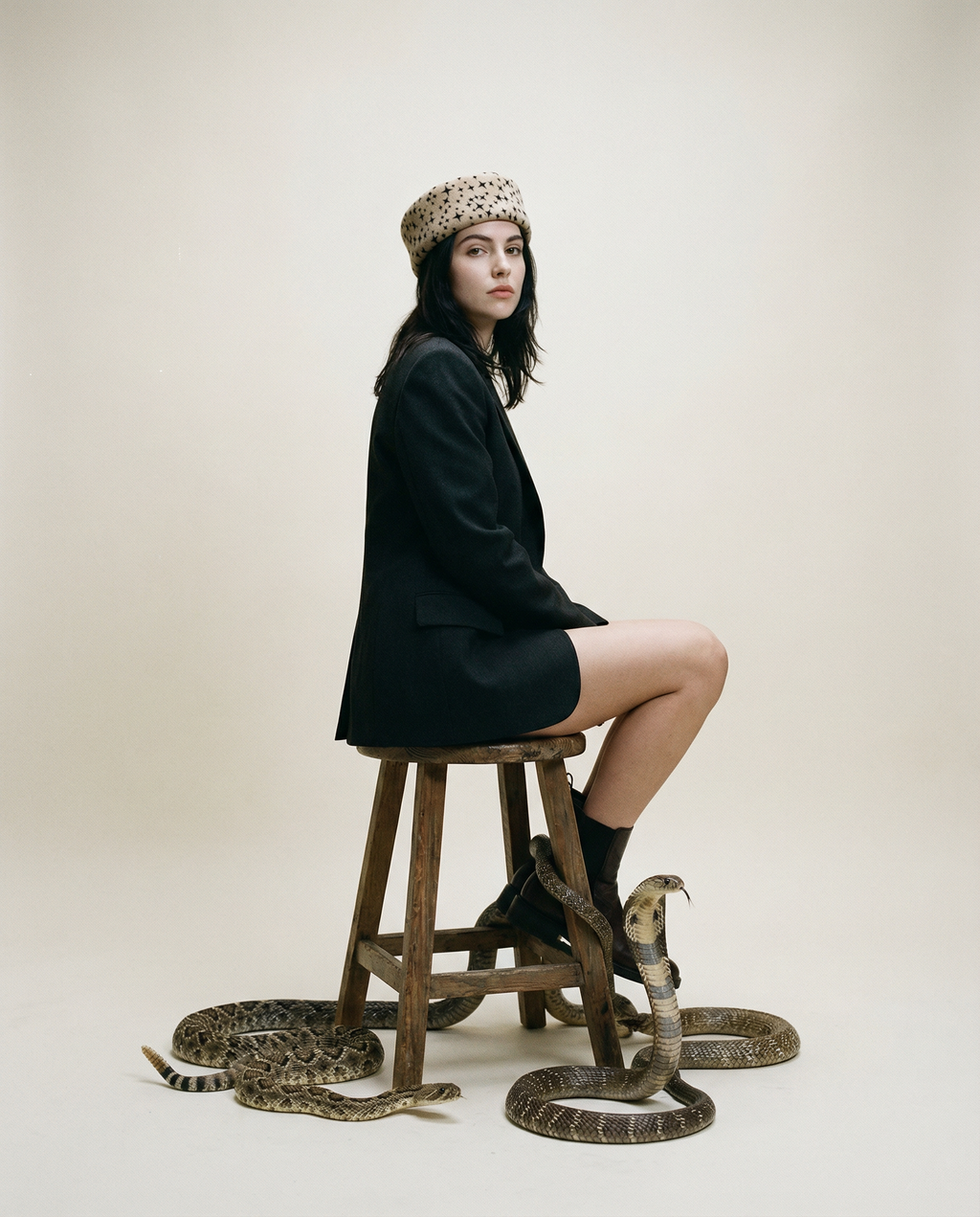 Star Print Pillbox Hat 100% Wool