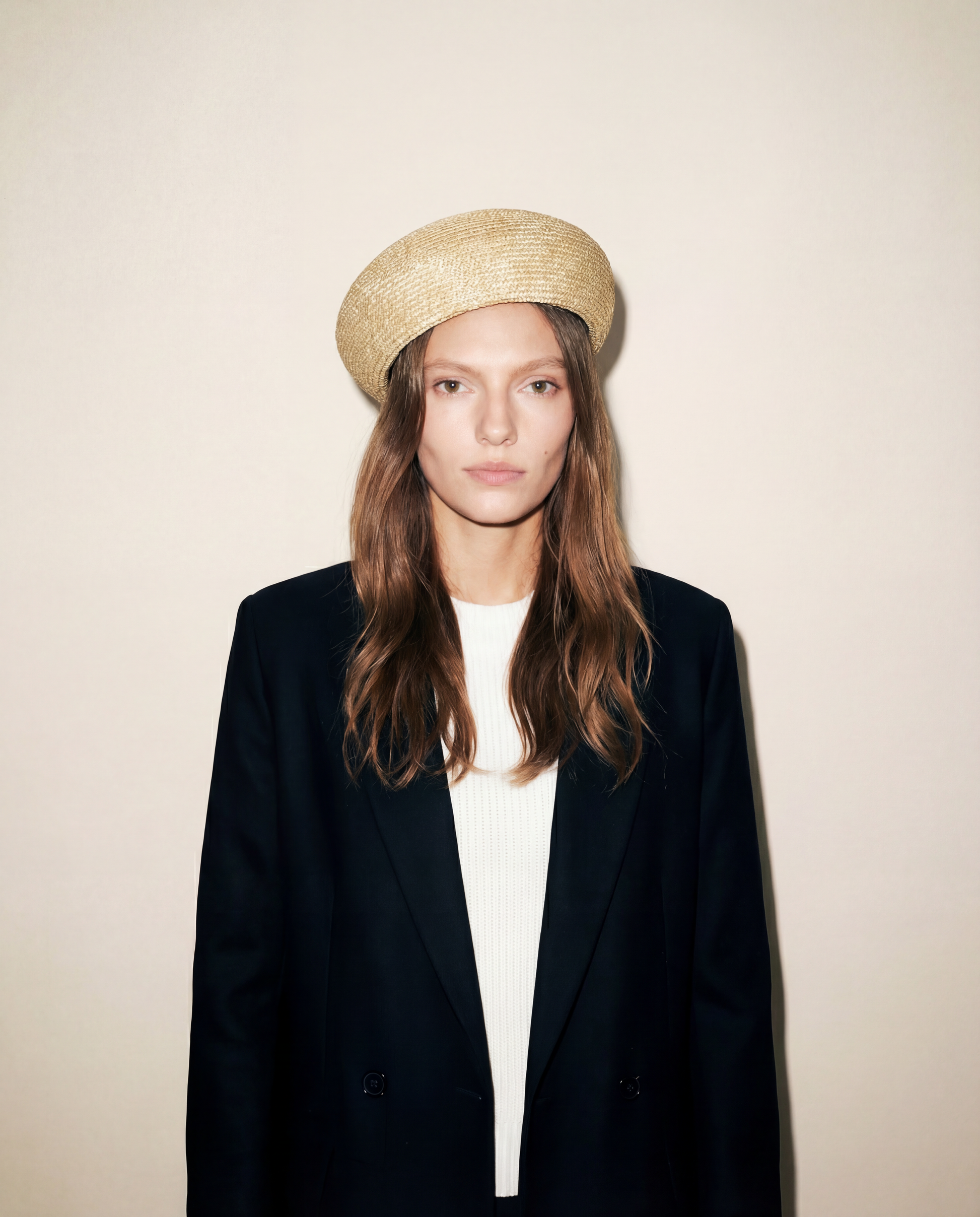 Straw Trapeze-Shaped Pillbox Hat