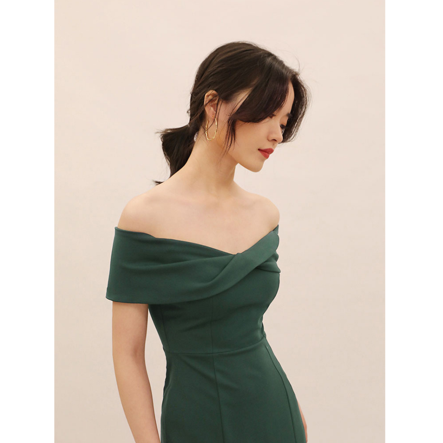 Fallen shoulder midi dress shop